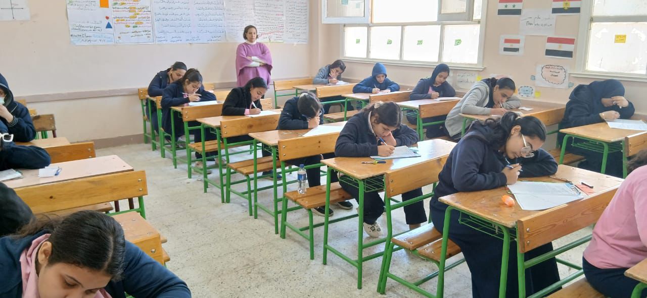 امتحانات الترم الاول