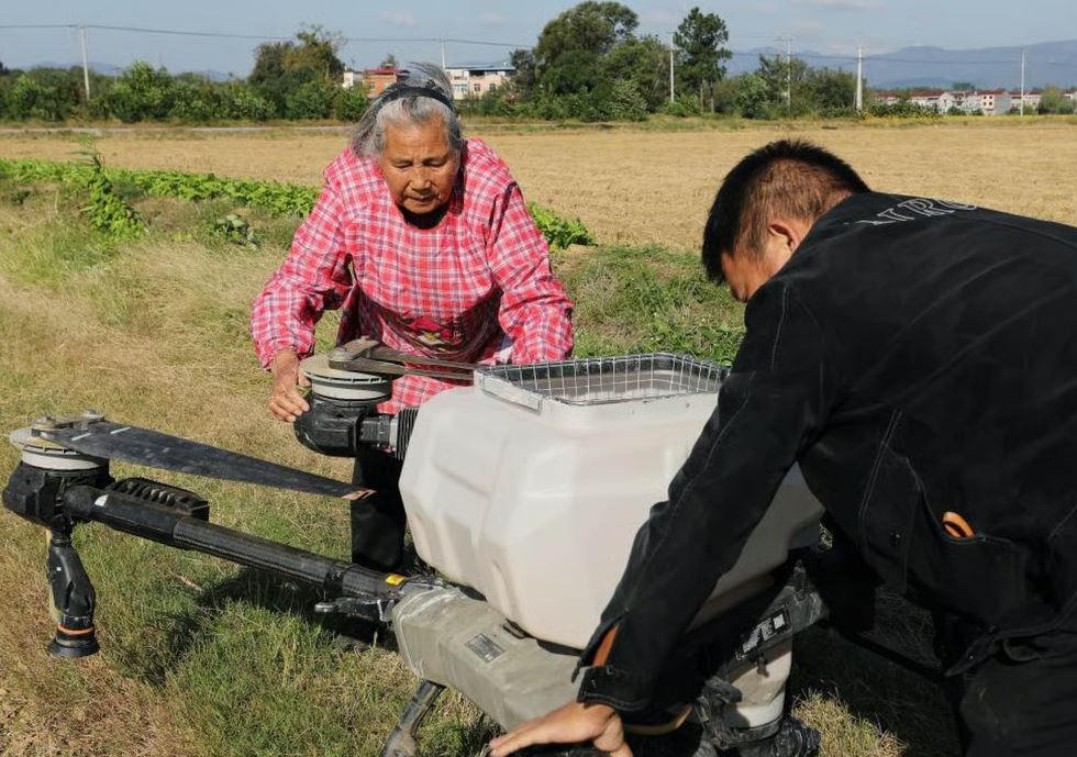 اثناء استخدام الدرون