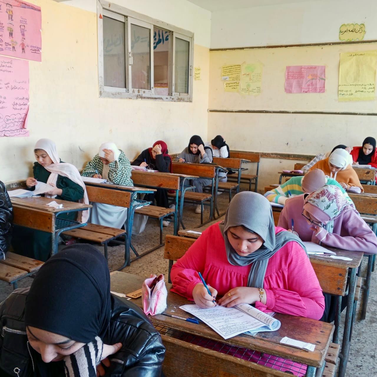 امتحانات نصف العام