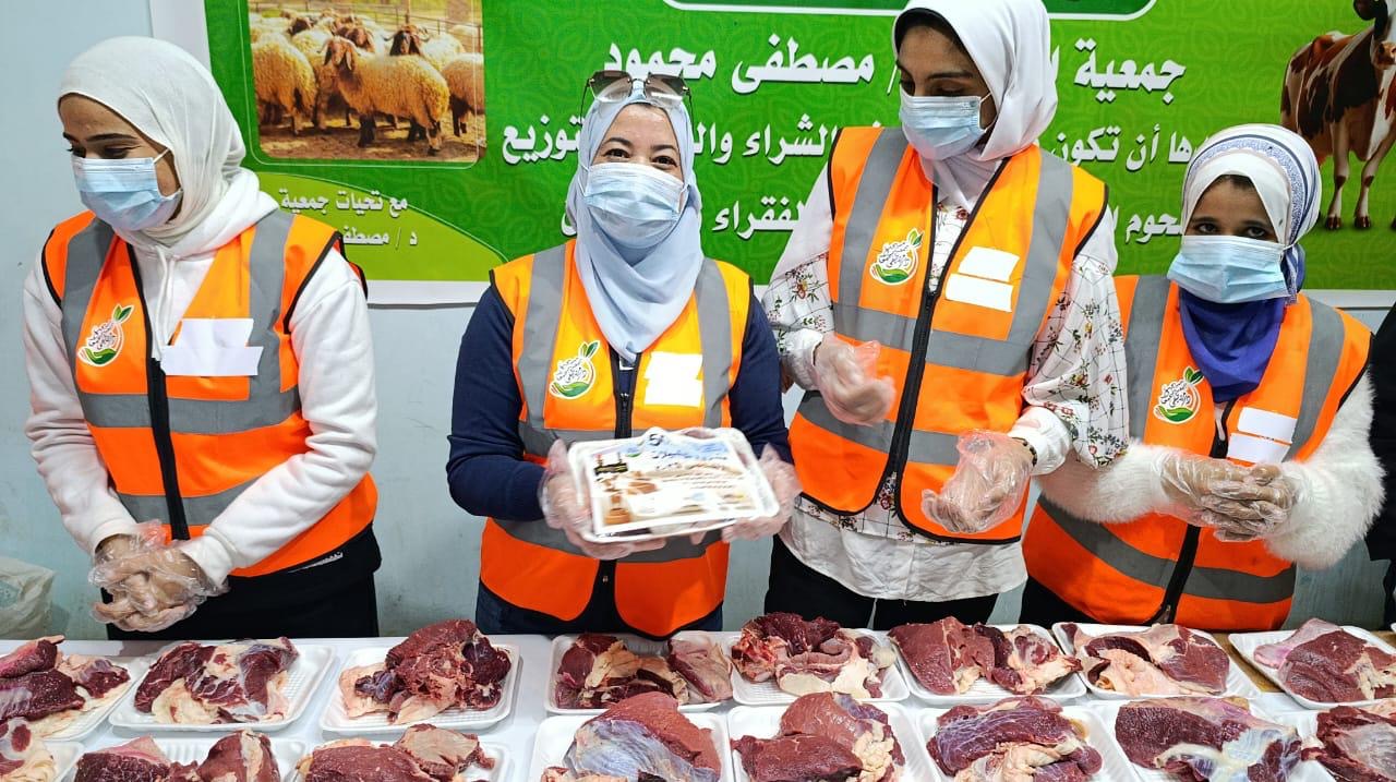 جانب من إطلاق القافلة بالوادي الجديد