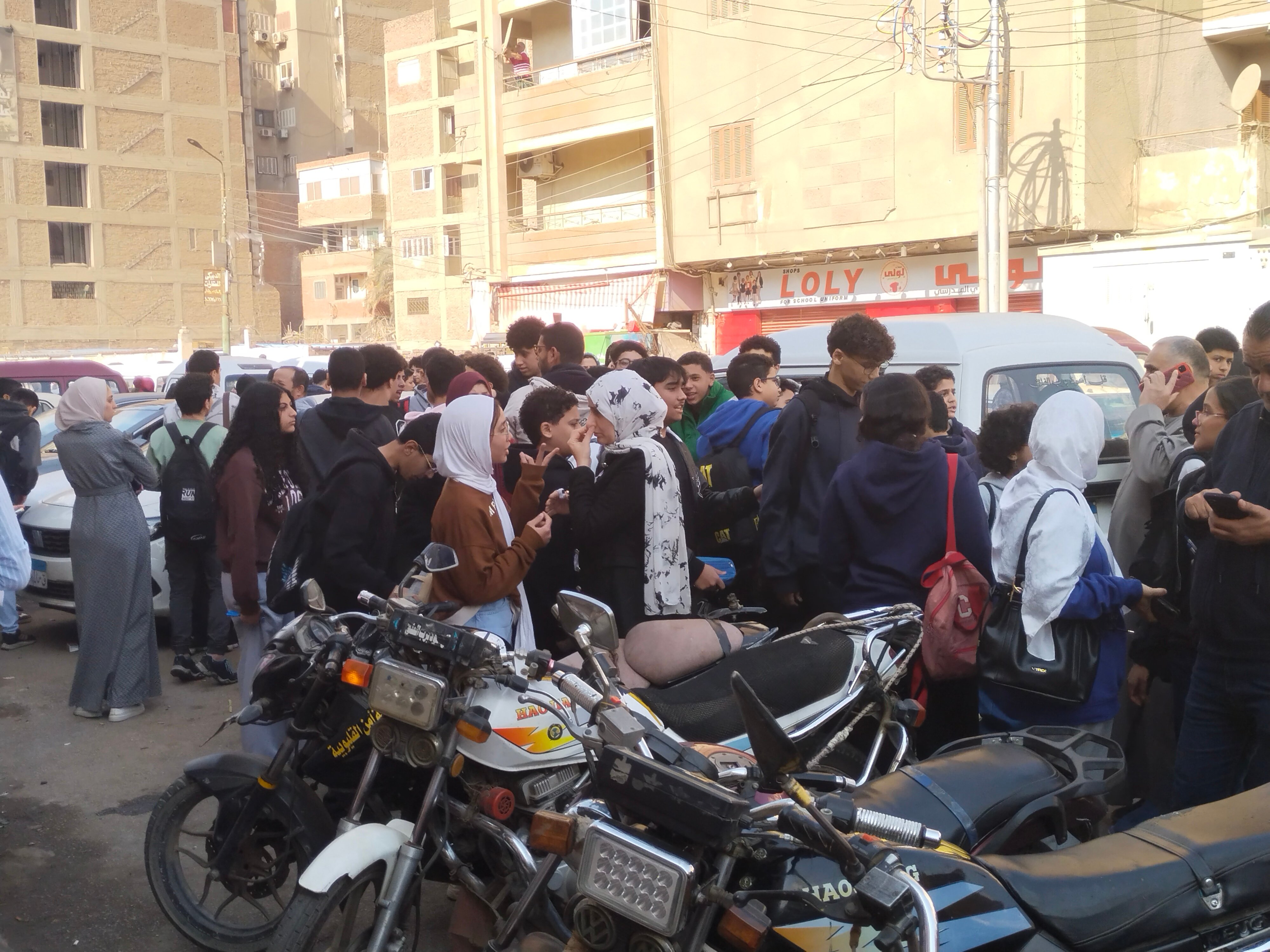 طلاب الشهادة الإعدادية بالقليوبية (1)