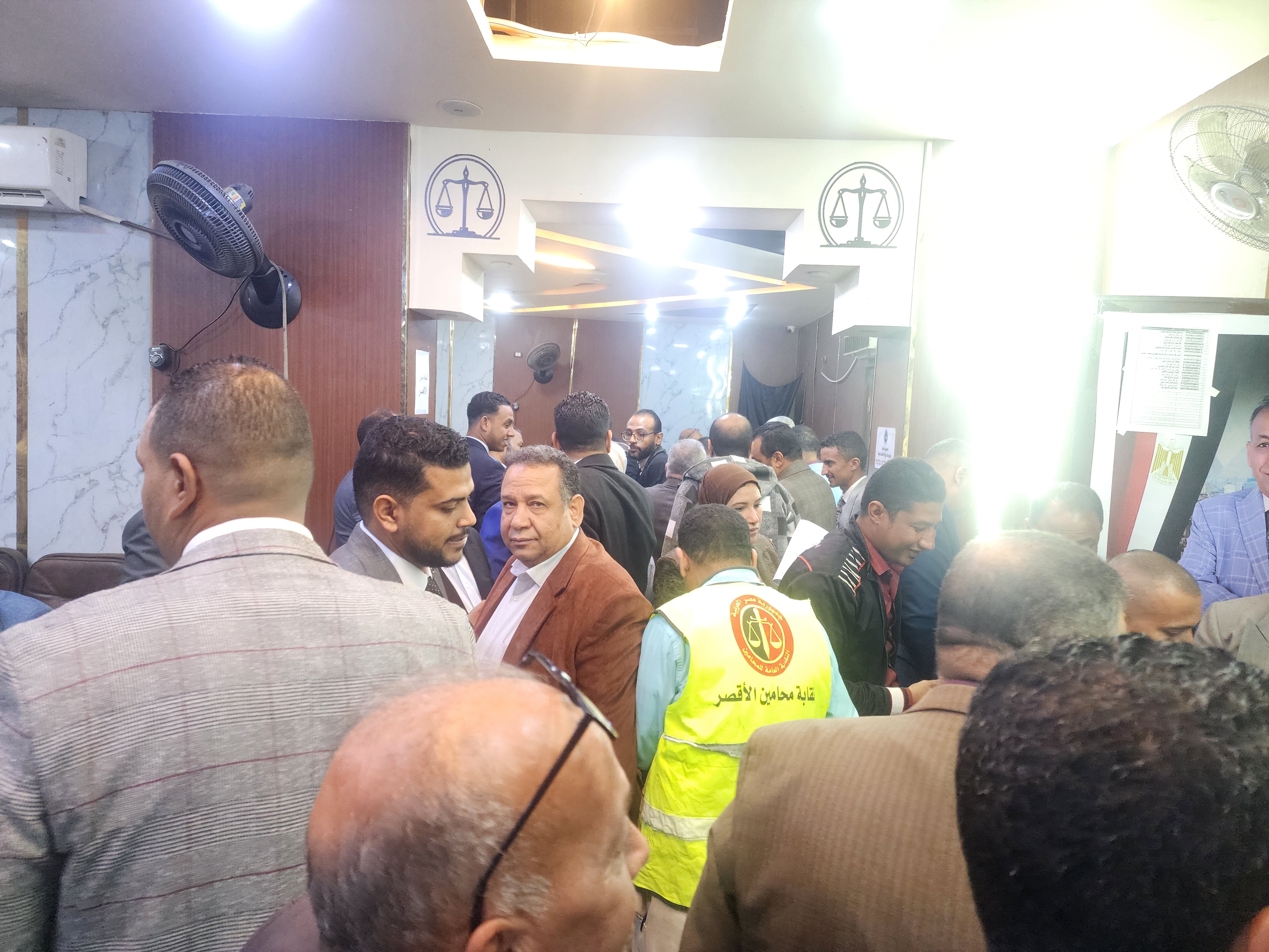 إقبال كثيف من المحامين للتصويت (1)
