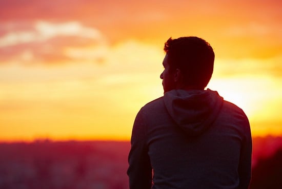 دراسة عن استمرار العزوبية