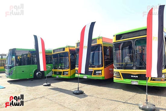 اتوبيسات النقل العام