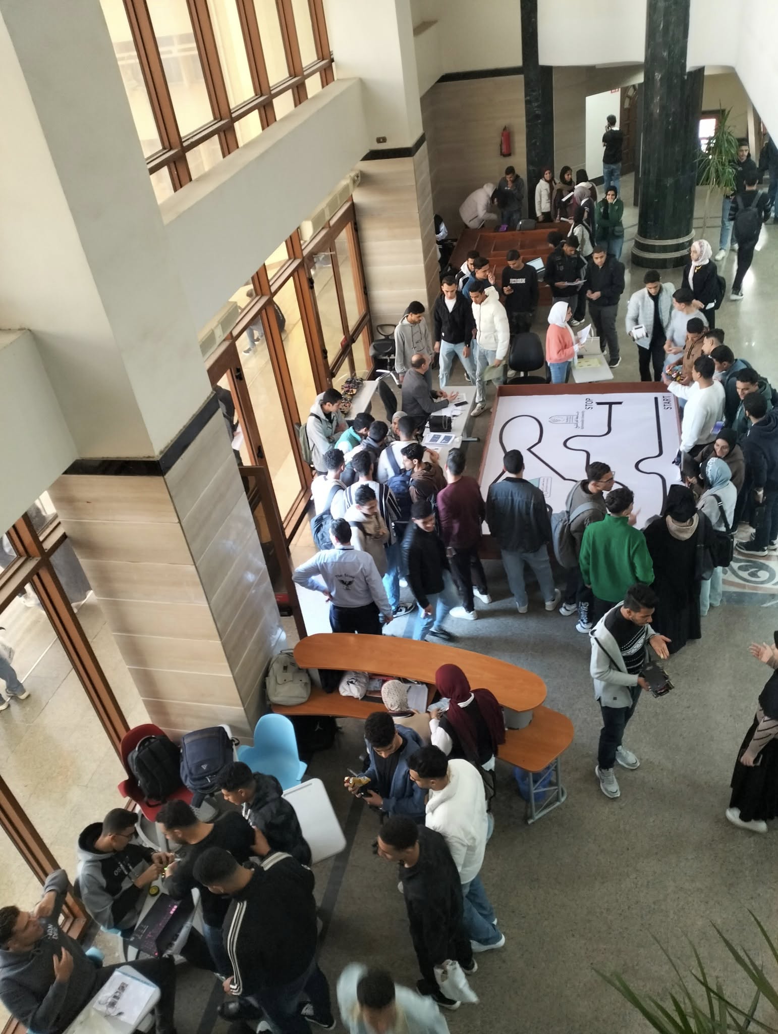 تعددت المشروعات بكلية الذكاء الاصطناعي تعددت المشروعات بكلية الذكاء الاصطناعي