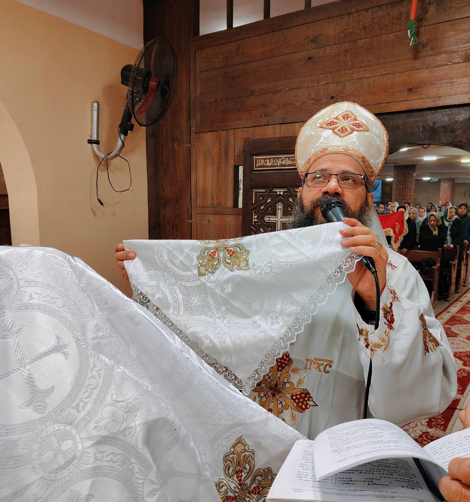 صلوات القداس الإلهى برمون إحتفالاً بعيد الغطاس المجيد صلوات القداس الإلهى برمون إحتفالاً بعيد الغطاس المجيد