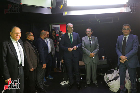 جولة لأهم ممثلي شركات ومصنعي السيارات باليوم السابع (1)