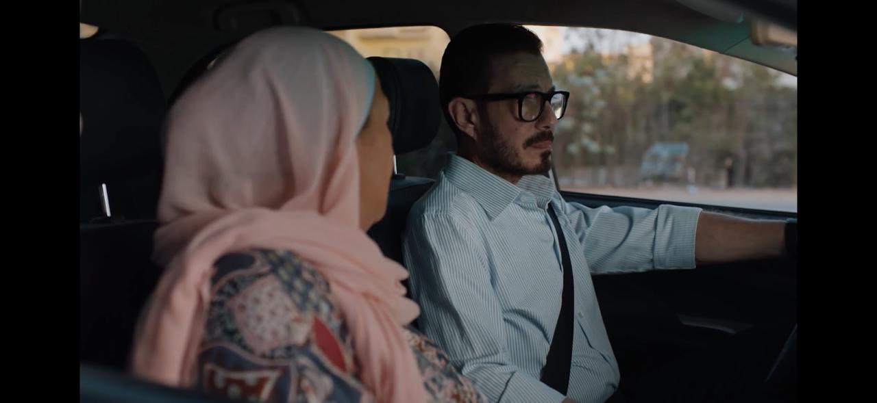 حنان سليمان تنصح احمد زاهر بضرورة الانتباه لابناءه الثلاثة (2)