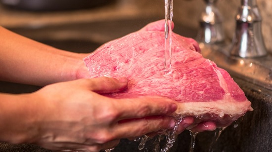 غسل اللحم