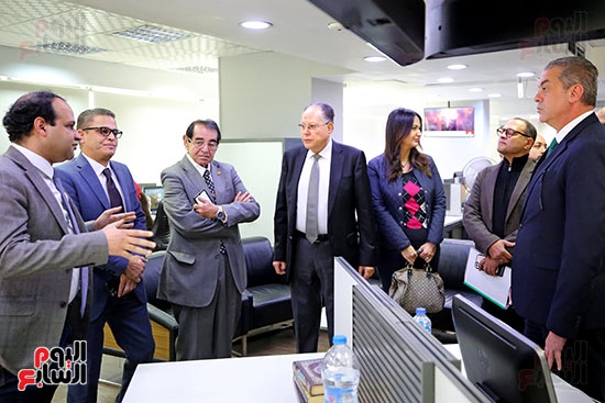 جولة لأهم ممثلي شركات ومصنعي السيارات باليوم السابع (7)