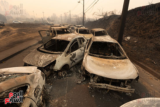 سيارات محترقة نتيجة النيران
