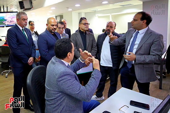 جولة لأهم ممثلي شركات ومصنعي السيارات باليوم السابع (21)