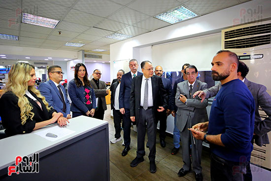 جولة لأهم ممثلي شركات ومصنعي السيارات باليوم السابع (30)