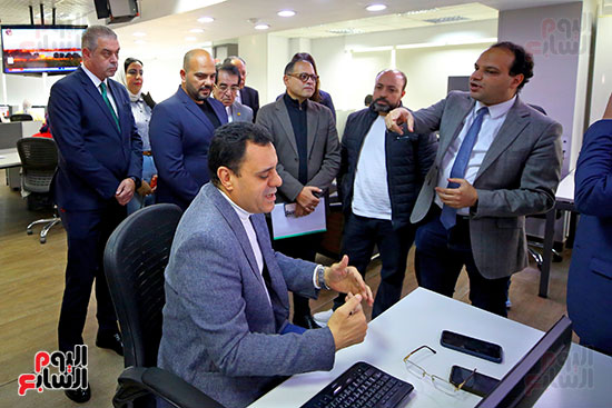 جولة لأهم ممثلي شركات ومصنعي السيارات باليوم السابع (22)