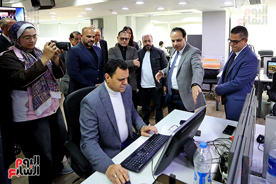 جولة لأهم ممثلي شركات ومصنعي السيارات باليوم السابع (18)