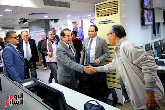 جولة لأهم ممثلي شركات ومصنعي السيارات باليوم السابع (24)