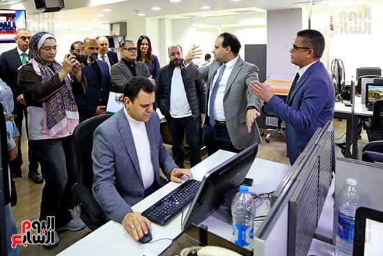 جولة لأهم ممثلي شركات ومصنعي السيارات باليوم السابع (17)