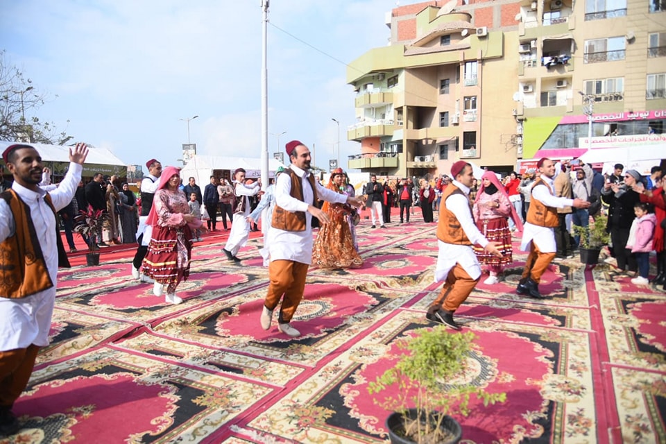 العروض الفنية لفرق مطروح