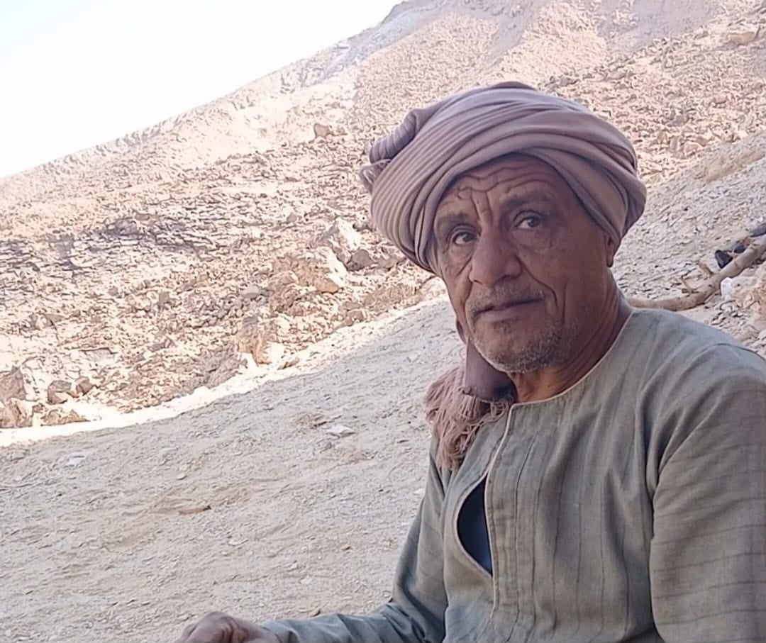 منصور ملازم مسن بقنا