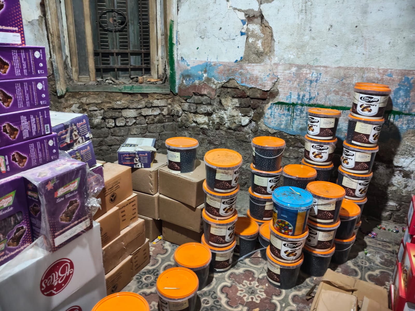 المخزن غير مطابق للمواصفات 