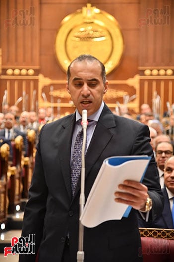 وزير الشئون النيابية