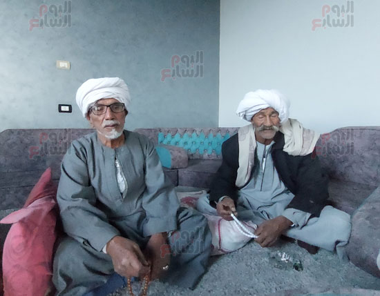 عم-حسن-مسعود-اثناء-احدى-جلسات-القضاء-العرفي