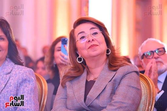 الدكتورة غادة والى