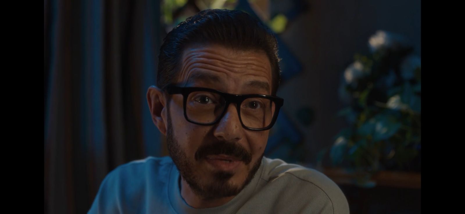 ريام كفارنة تقرر العودة لفرقة الموسيقى وزاهر يشجعها (1)