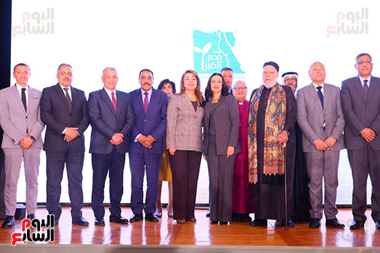 حضور الدكتور علي جمعة والدكتورة غادة والي