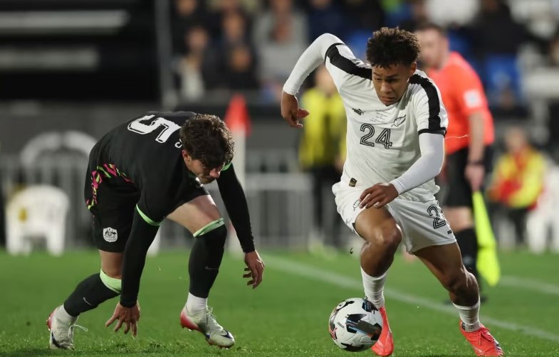 لوك بروك سميث لوك بروك سميث