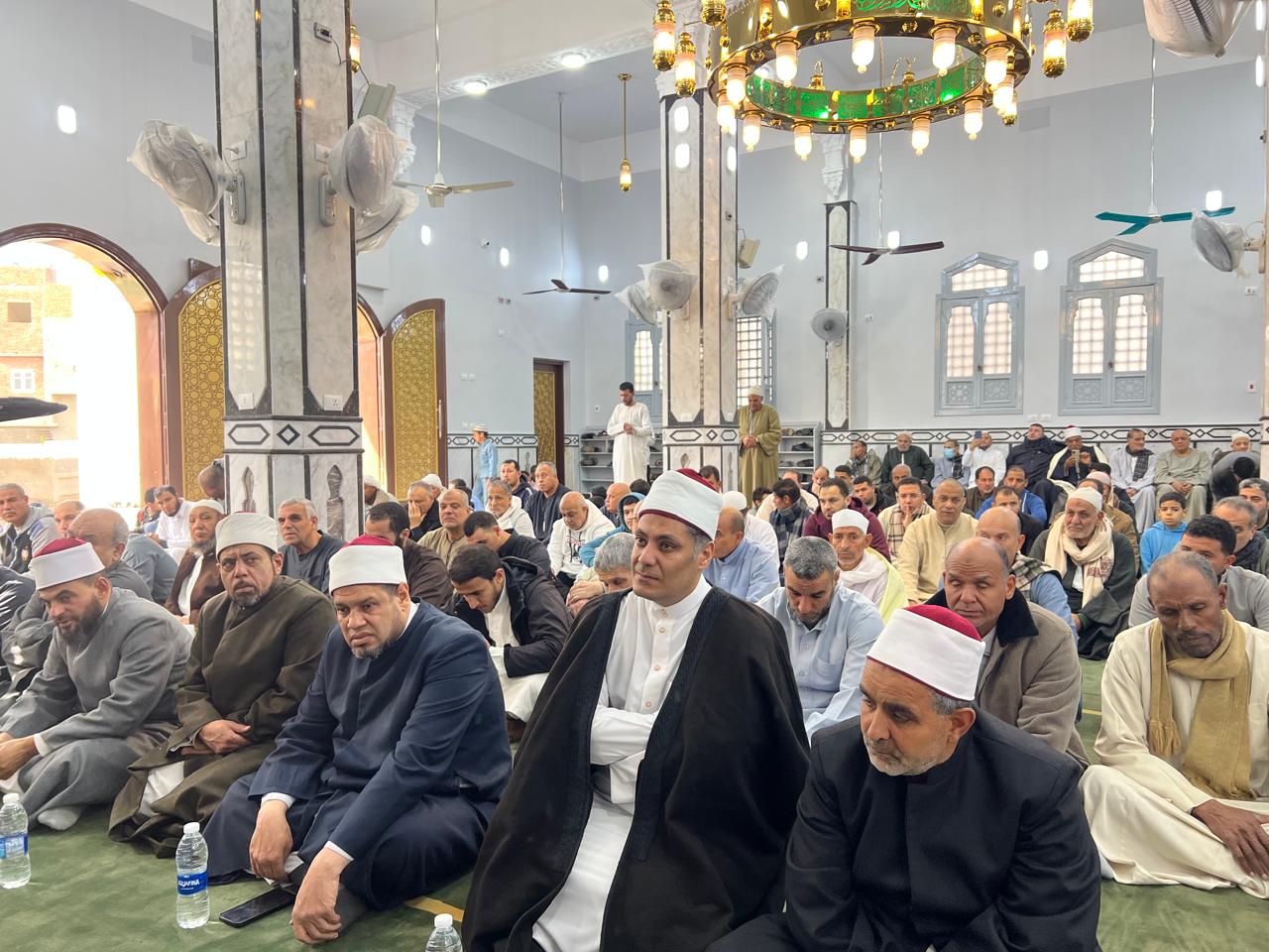 تواجد كبير خلال افتتاح مسجد بقرية ميت الديبة