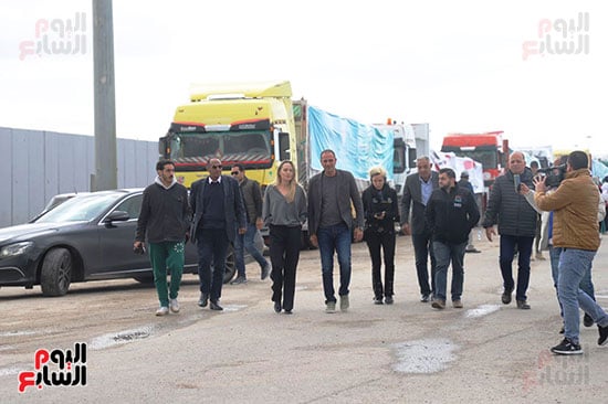 جولة لآنجلينا جولى بمعبر رفح