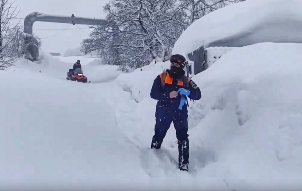 تساقط الثلوج فى روسيا يغلق الشوارع (6)