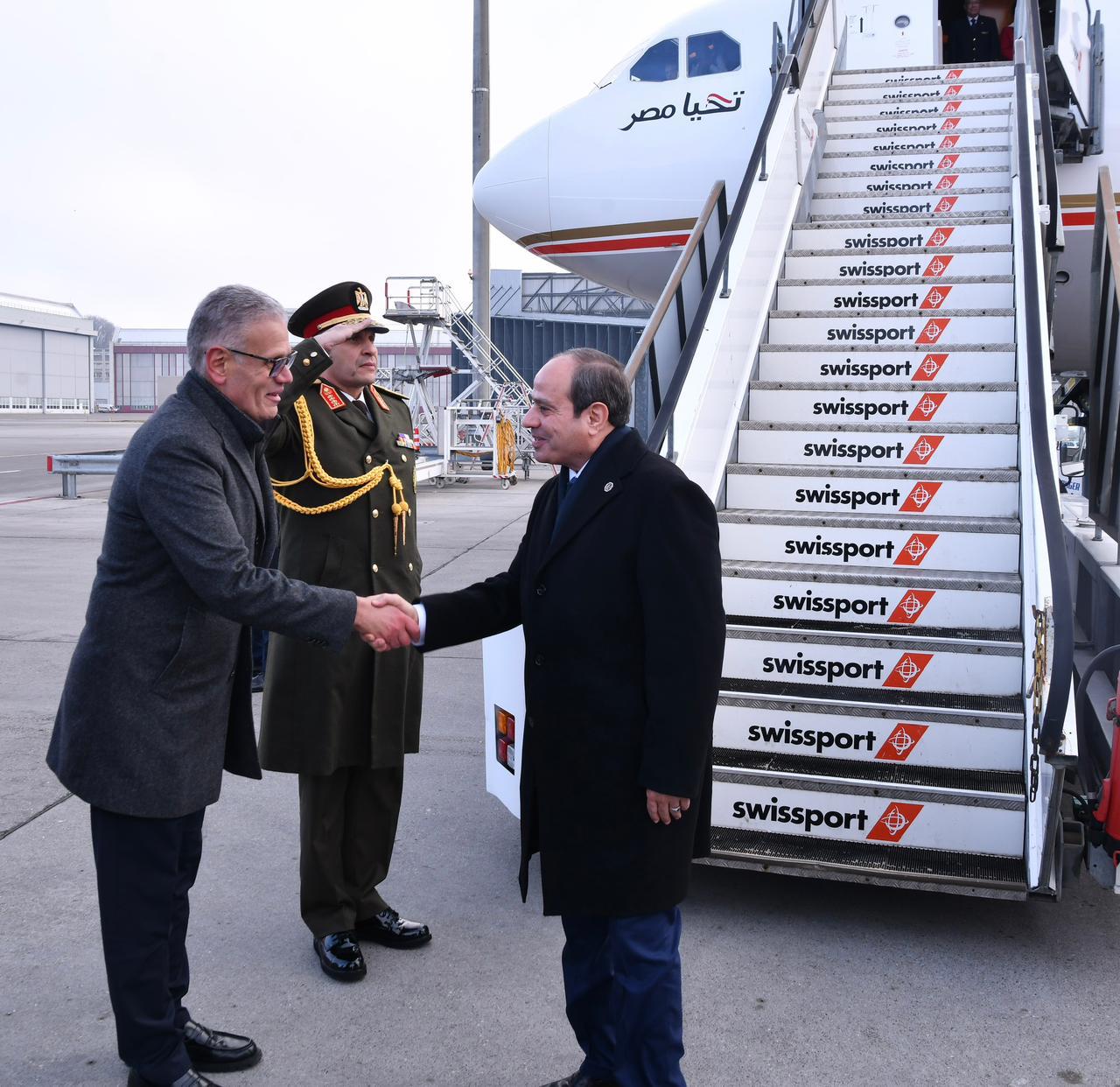 الرئيس السيسى يصل مطار زيورخ للمشاركة فى منتدى دافوس