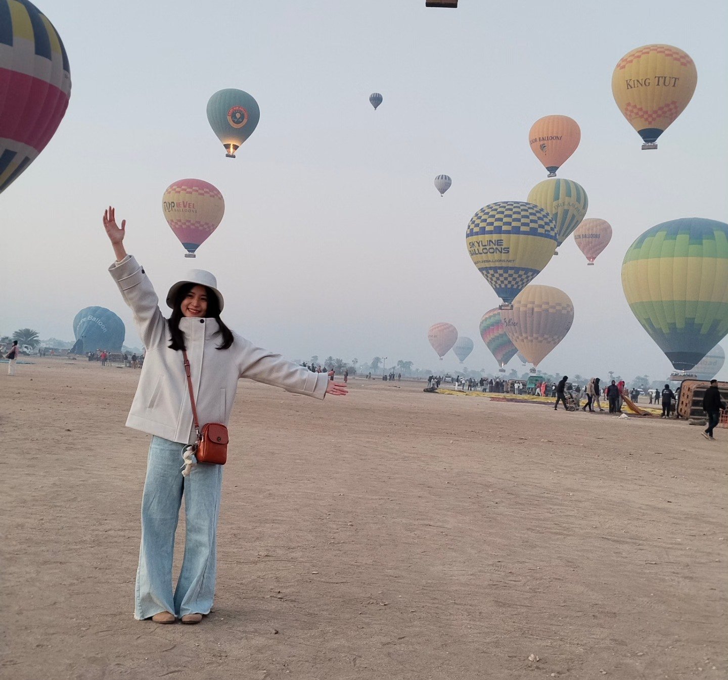 بهجة الأجانب في البالون الطائر عبر تحليق 3600 سائح على متن 130 رحلة