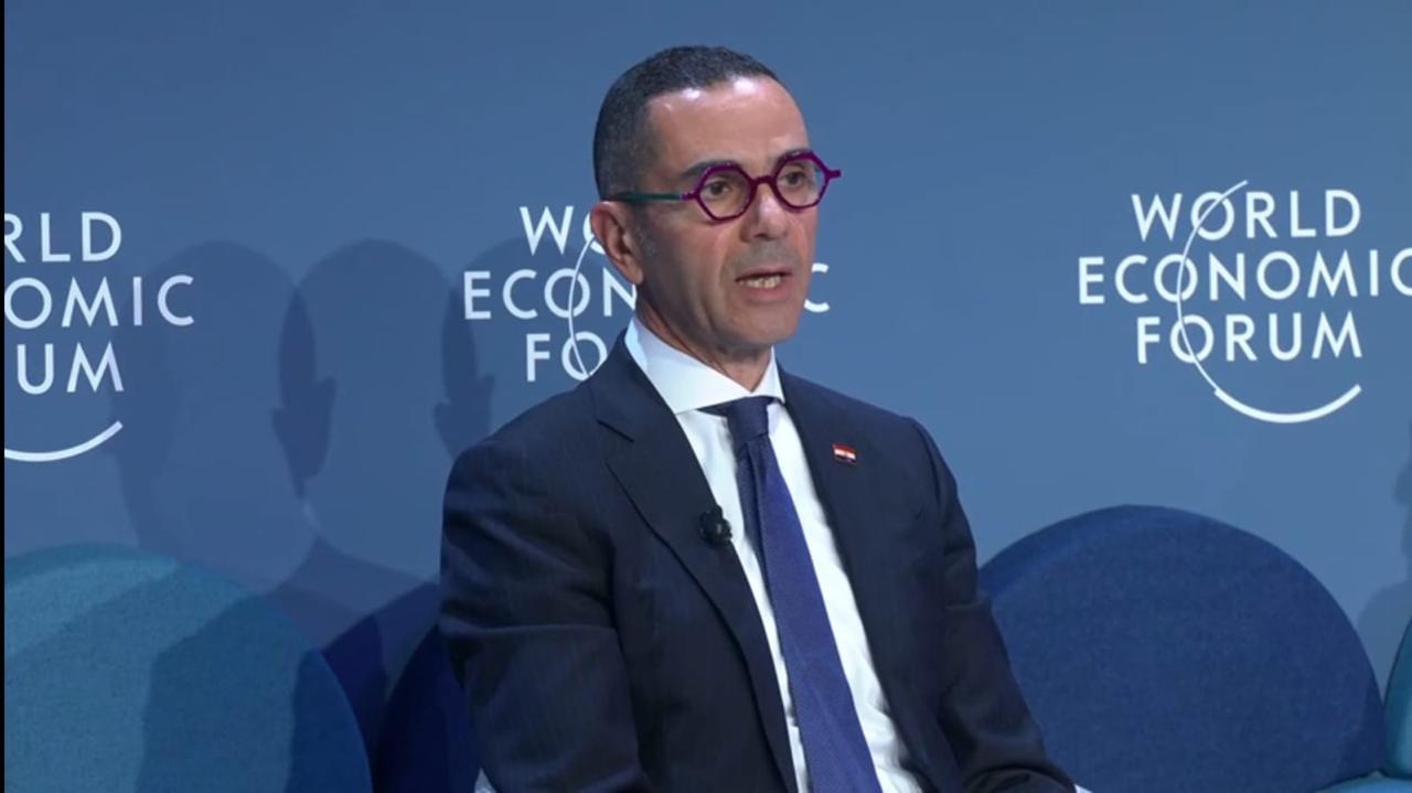 6d21985a-2d75-41a6-9cbb-0063ea128ee2