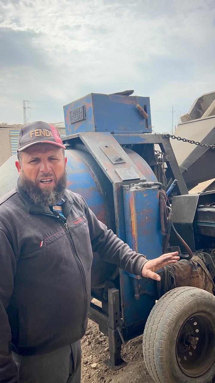 ابراهيم احد مصنعي الخلاطات