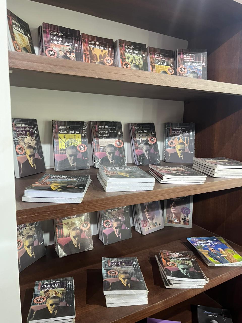 كتب نجيب محفوظ