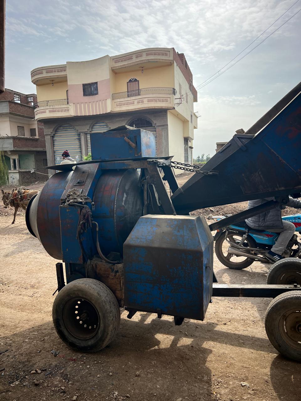 خلاطة مصرية الصنع اتت لصيانتها بعد 15 عاما من التصنيع