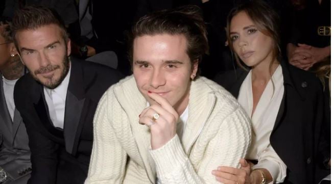 ديفيد وفكتوريا وبروكلين بيكهام