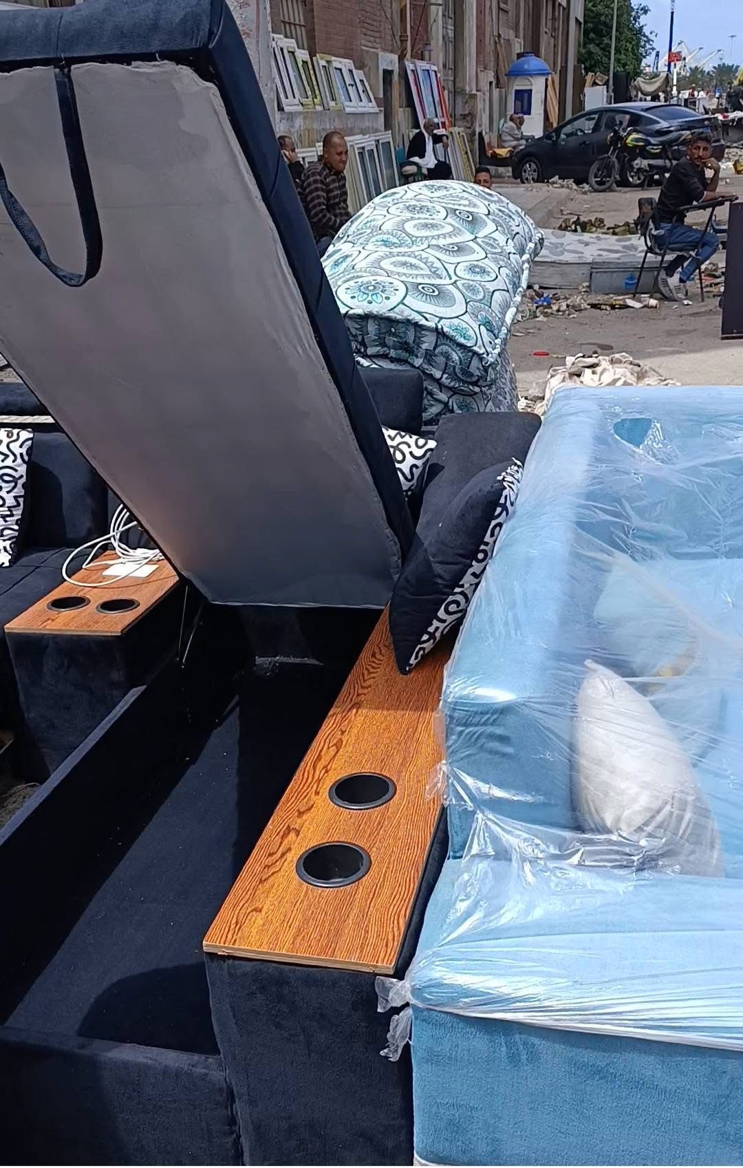 سوق الجمعة واثاث متنوع