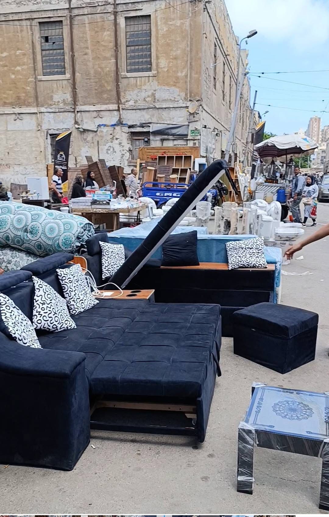 سوق الجمعة بالإسكندرية 