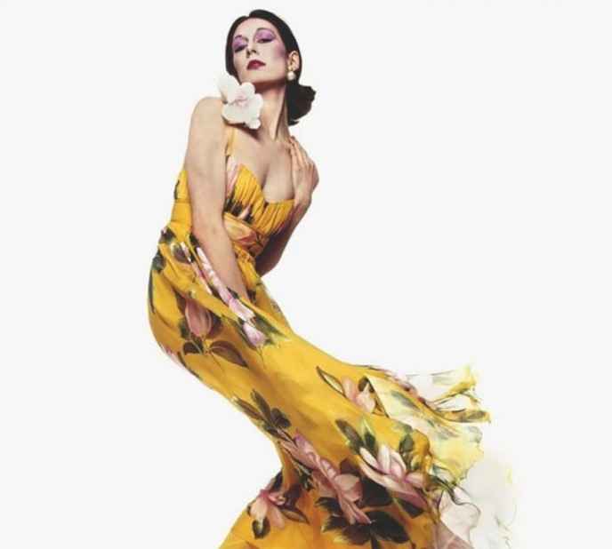 فستان أصفر زهرى