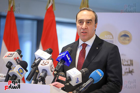 المستشار أحمد مناع الأمين العام لمجلس النواب