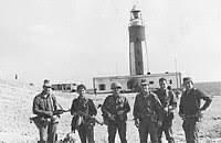 رجال القوات المسلحة أثناء المعركة على الجزيرة رجال القوات المسلحة أثناء المعركة على الجزيرة