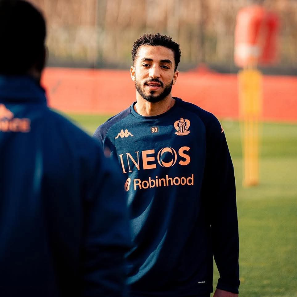 محمد عبد المنعم في تدريبات نيس (1)