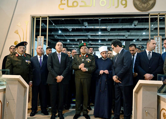 رئيس-الوزراء-يفتتح-الدورة-السابعة-والخمسين-لمعرض-القاهرة-الدولي-للكتاب