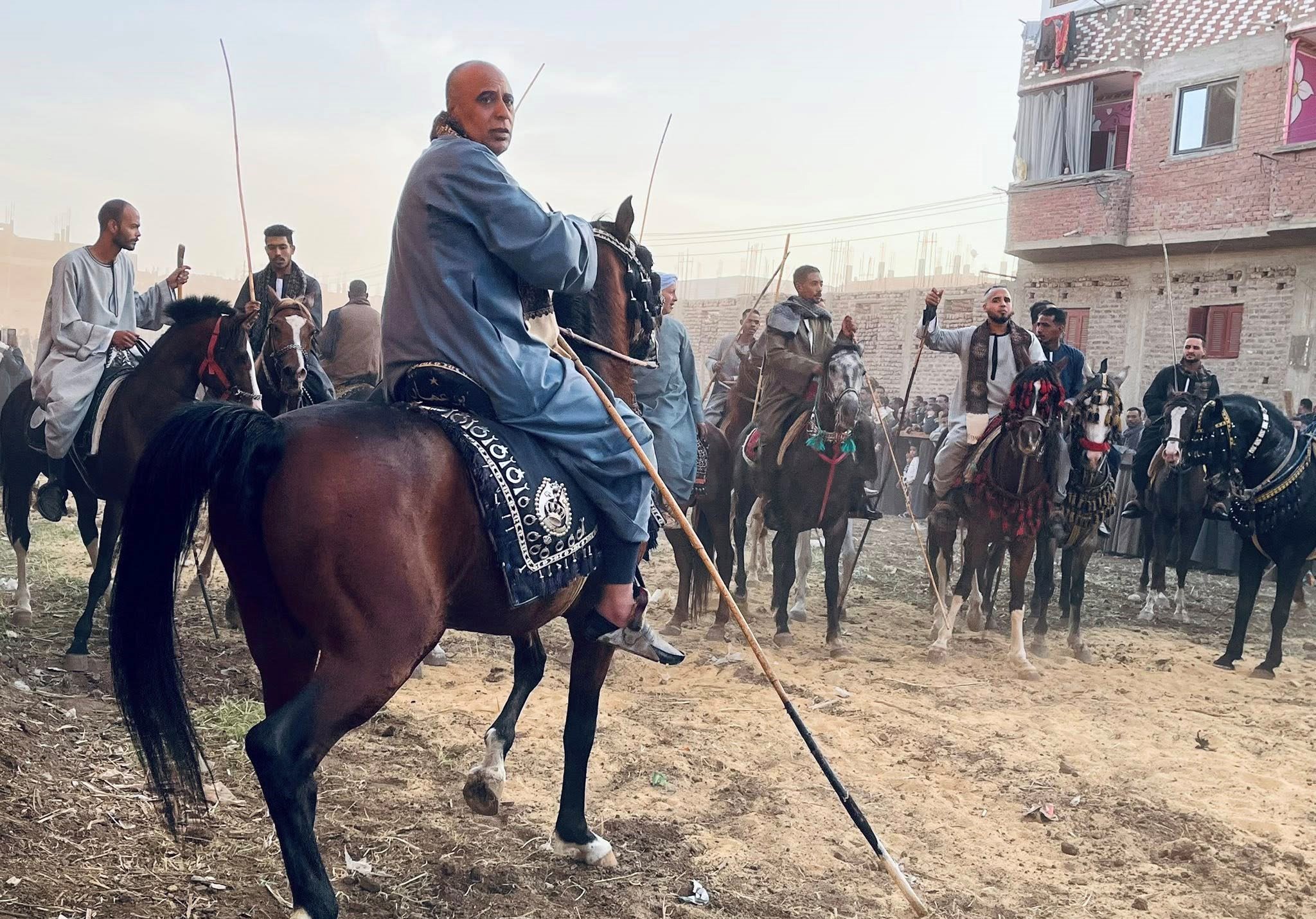 مشاركة شباب الصعيد فى مرماح الخيول بقرية العشي