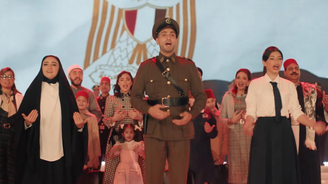 «احنا جنودك» يشعل المشاعر في عيد الشرطة 74 (2)