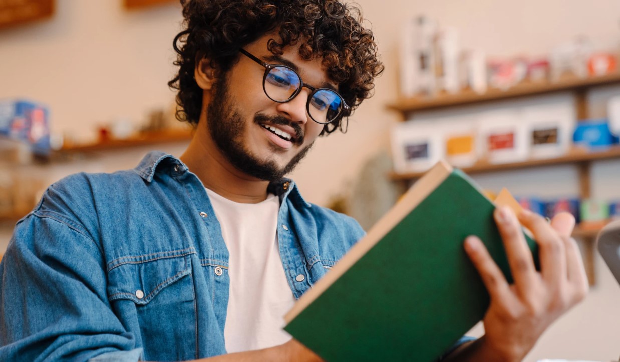 افتتاح معرض الكتاب